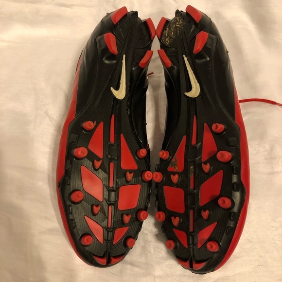 Nike Vapor Pro Split Color Football Cleats - Picture 6 of 9